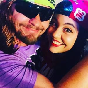 Meet your Posher, Kenna